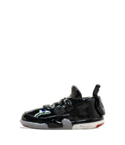 Retro Highz Sneaker V2 Hand Pipe