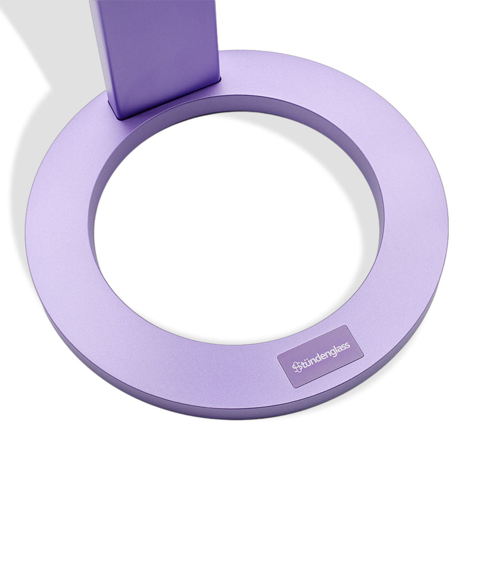Stündenglass Gravity Infuser Violet Purple stand on white background