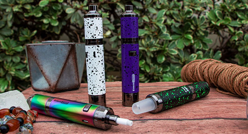 Wulf Evolve Maxxx in different angles on wooden table