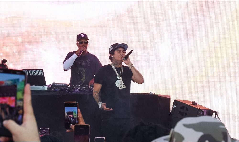 Rapper Ohgeesy Performing on stage at Puffcon